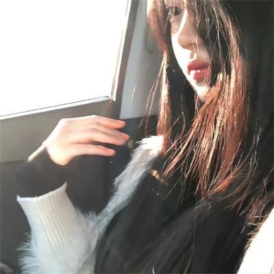 身为魔王的我娶了奴隶精灵为妻，该如何表白我的爱？